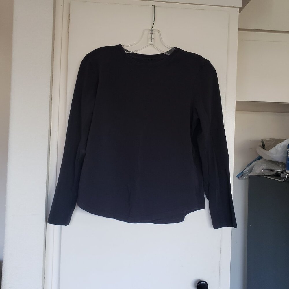 Lululemon Black Long Sleeve Top